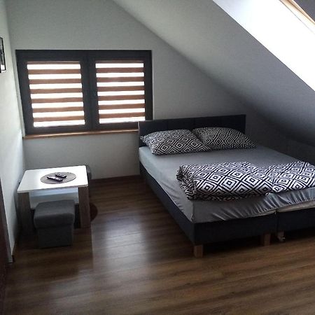 Wynajem Pokoi Wiki Apartamento Mikołajki Exterior foto