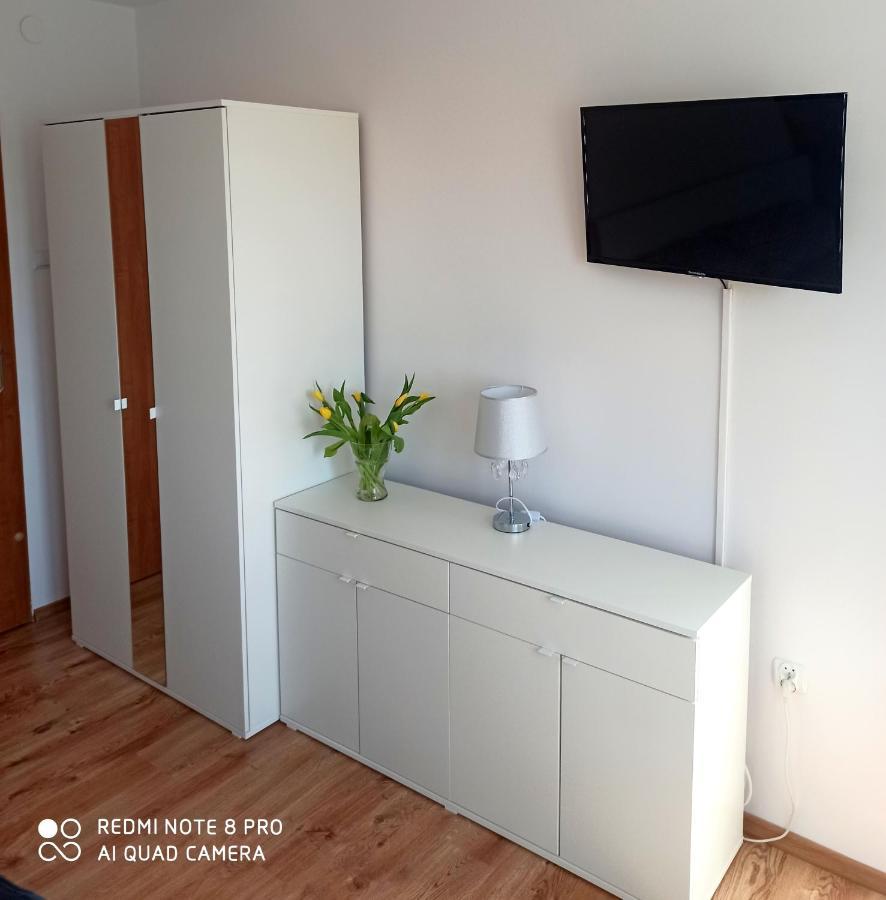 Wynajem Pokoi Wiki Apartamento Mikołajki Exterior foto