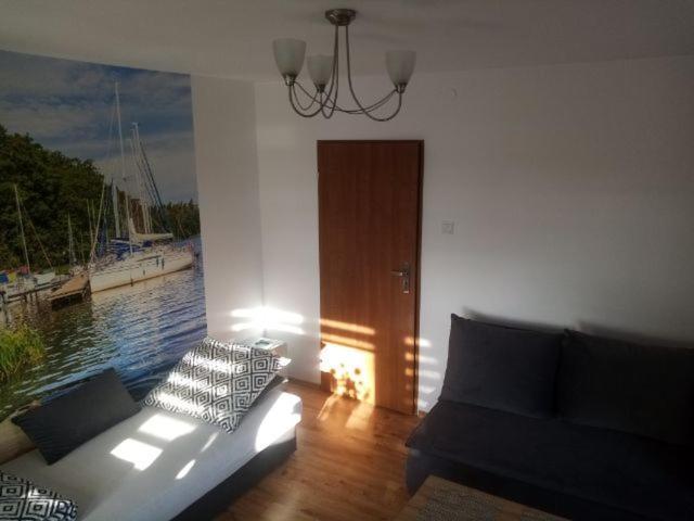 Wynajem Pokoi Wiki Apartamento Mikołajki Exterior foto
